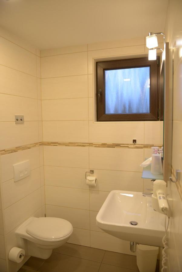 Hotel- Landgasthof Baumhof-Tenne ماركتهيدنفلد المظهر الخارجي الصورة